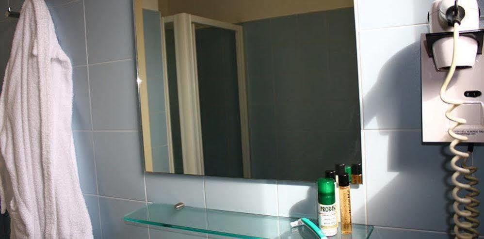 Residence Avana Senigallia Ngoại thất bức ảnh